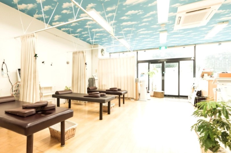 クローバー整骨院 施術室